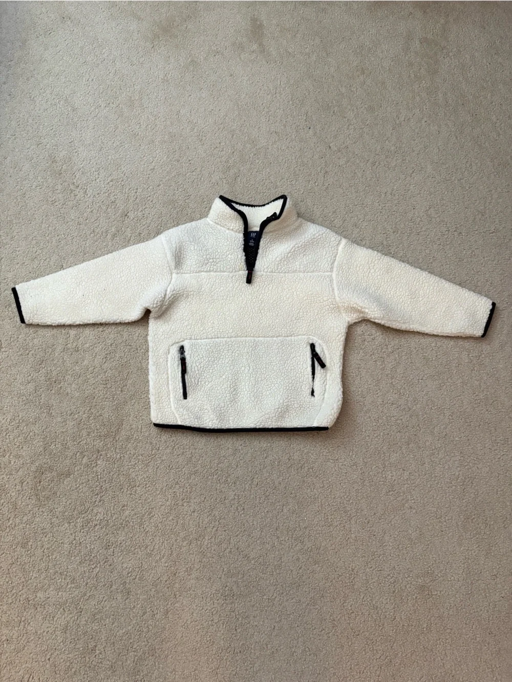 Gap Sherpa jacket for kids. Size 5-6